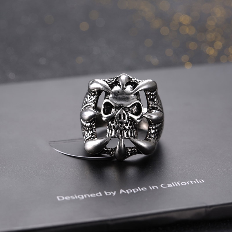 Cincin Tengkorak Cakar Bahan Metal Gaya Klasik Rock Untuk Hadiah Pesta