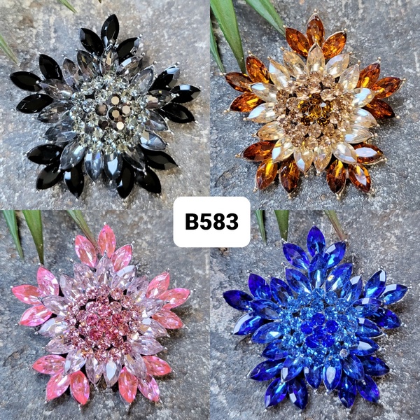 BESTSELLER Bros Bunga Mewah Full Mata Kristal/Bros Wanita Mewah full Mata/Bros Hijab Mewah/Bros Hija