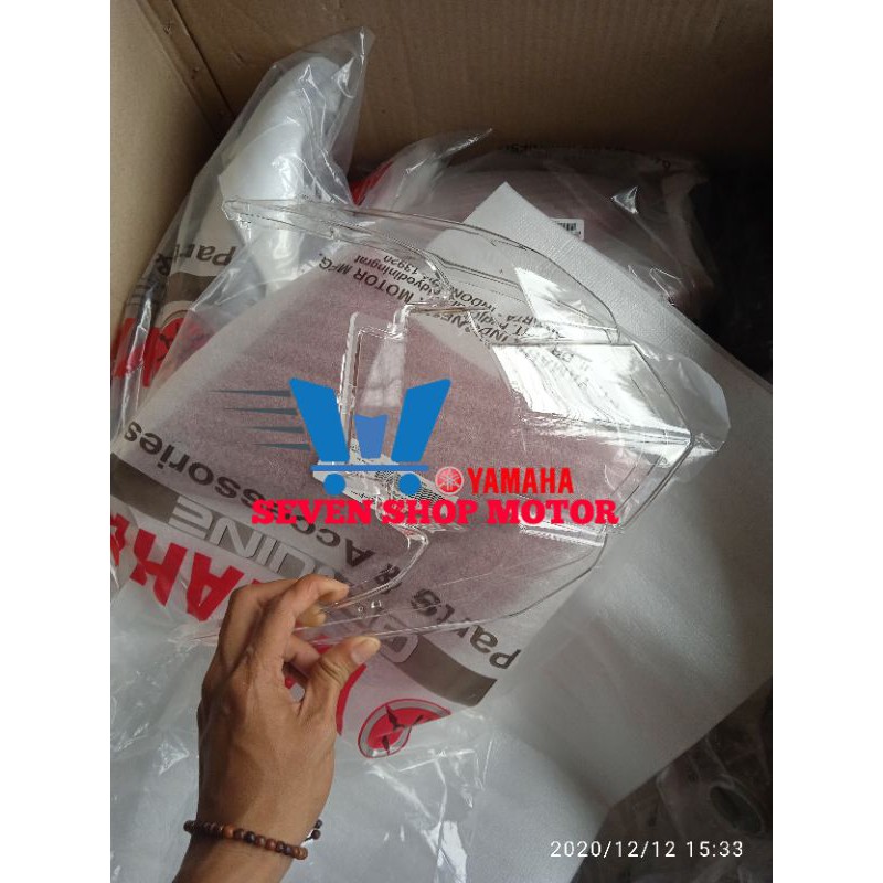 MIKA LAMPU BELAKANG XEON KARBU ORIGINAL YAMAHA YGP