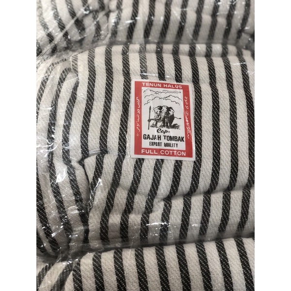 Selimut Lurik/Hitam Putih/SALUR Gajah Parwitex 110x180 cm(Selimut Rumah Sakit)BAHAN KATUN TEBAL SELIMUT LOREK PARWITEX