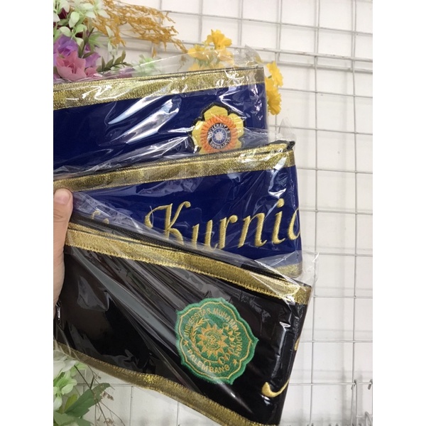 SELEMPANG WISUDA BLUDRU PITA