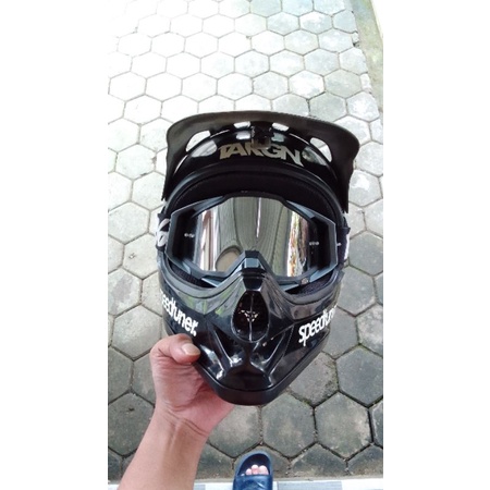 Helm KLX second,sudah repaint