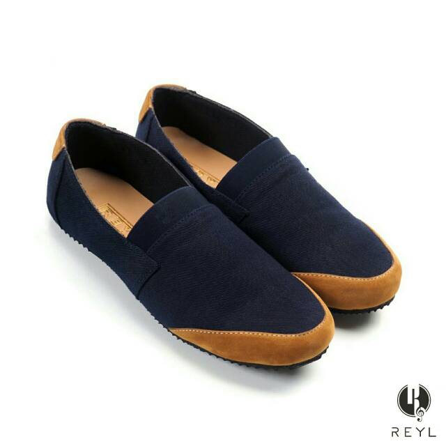 Sepatu Pria Slip On Casual Original Reyl