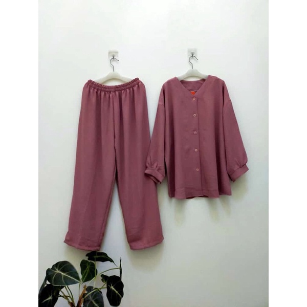 SET WANITA BAHAN AIRFLOW CRINCLE/SET WANITA KANCING/STELAN WANITA TERBARU/TERMURAH/ONE SET KEKINIAN/TERVIRAL/COD/JUMBO/BAHAN JATUH/TERHITS/BAJU SANTAI/BAJU NON FORMAL/BAJU SEHARI-HARI/BUSUI/KANCING HIDUP/LIZAM/XXL/ONE SET TERBARU/STELAN WANITA