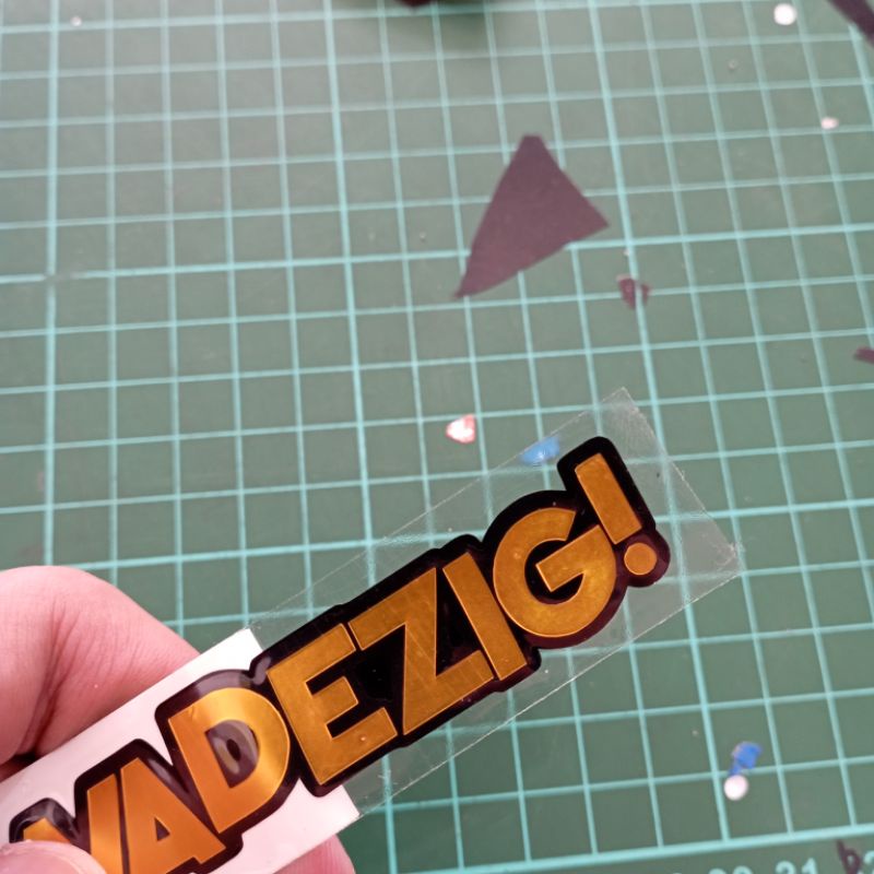 Sticker Cutting Wadezig