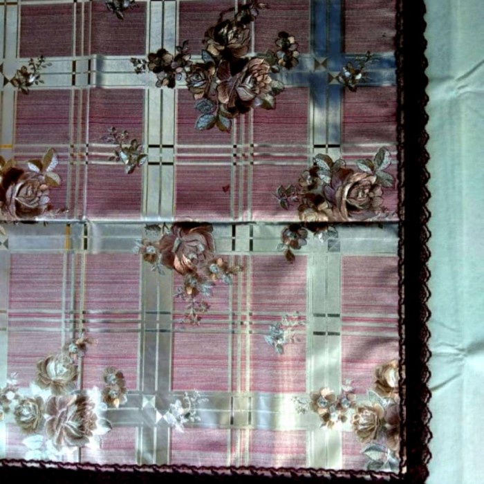 Taplak Meja Makan - Taplak Meja Makan Plastik Mewah/Taplak Meja Anti Air