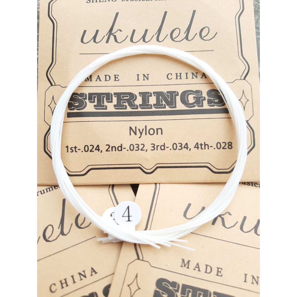 Senar Ukulele Nilon Impor Strings 1 Set 4 Senar Putih Nylon Soprano Concert Aquila