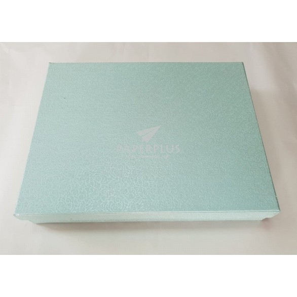 

Kotak Kado / Kotak Hadiah / Gift Box Jumbo C / Embose Powder Blue