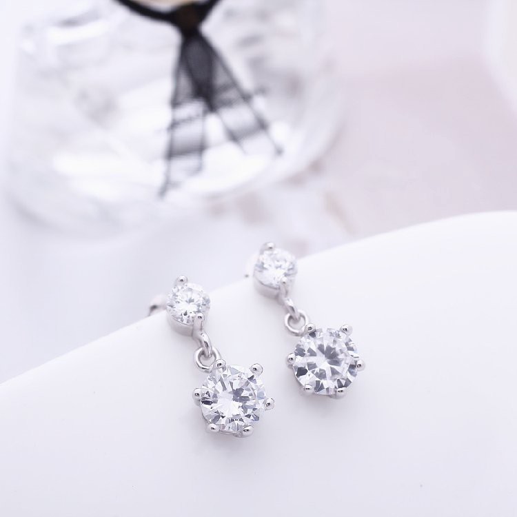 Anting-Anting Perak S925 Perak Perempuan Korea Anting Kembar Lucu Pengiriman S925 Perhiasan Perak Anting-Anting Berlian Kecil ai2-3890-4