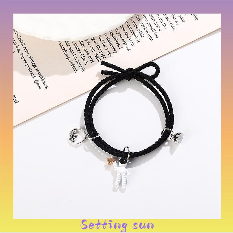 2 Pc Korea Ins Gelang Astronot Pasangan Rantai Magnet Gelang Dikepang Cinta Hadiah Lucu TN