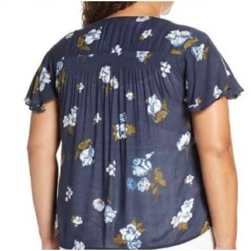 Lucky brand floral flutter sleeve