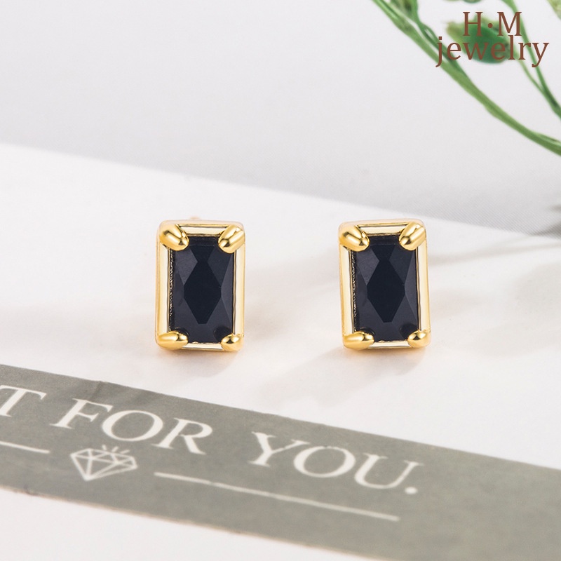 Anting Tusuk Bentuk Kotak Geometri Mini Warna Hitam Gaya Retro Untuk Wanita