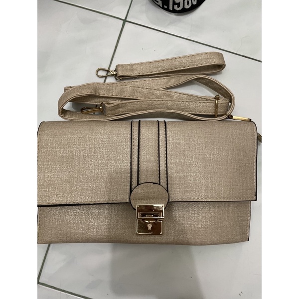 Preloved tas pesta / tas selempang / tas tangan 29x17cm
