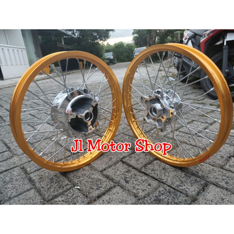 SEPAKET PAKET VELG JARI JARI R15 NEW V3 V4 VIXION R 155 XSR MT15 - Paketan Velg Tromol Jari Jari All New R15 VVA V3 V4 XSR MT15