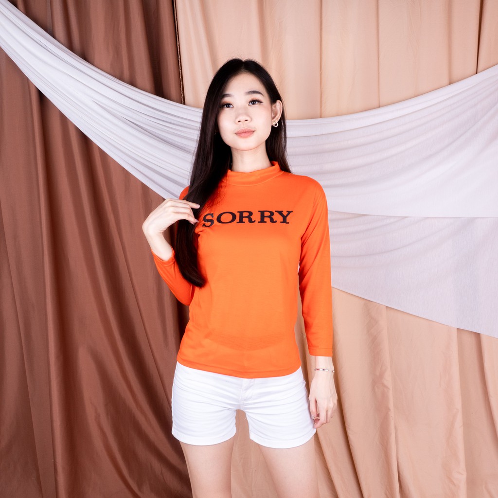 VS - LONGSLEVEE T-SHIRT HIGHNECK WANITA SORRY ORANGE - KAOS TURTLENECK WANITA KERAH TINGGI