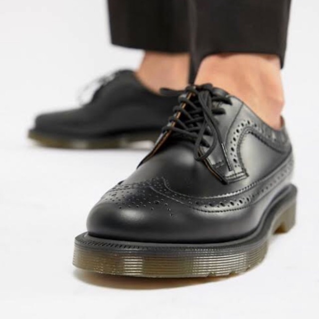 dr martens 3989 black