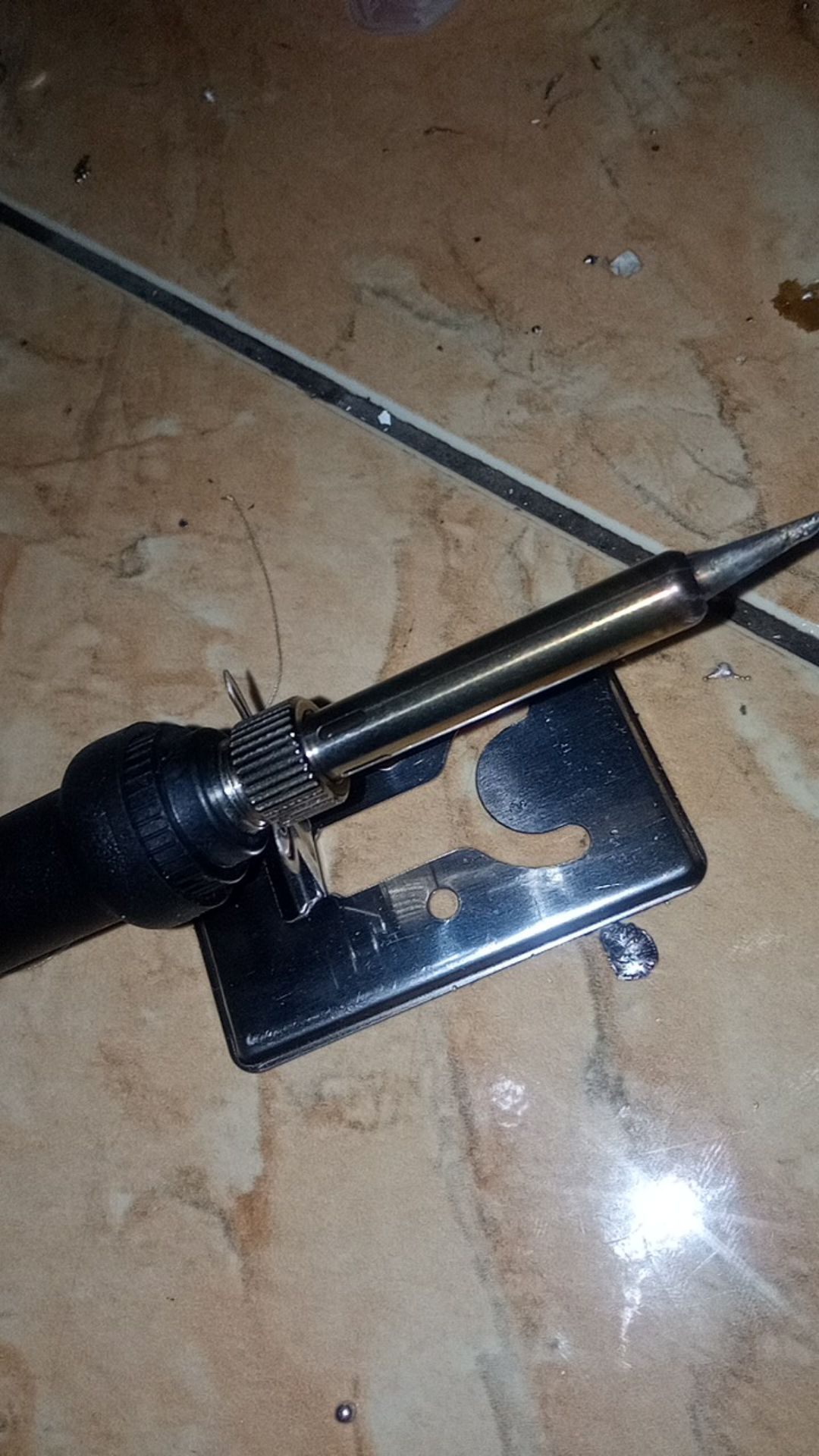 Taffware Solder Iron Adjustable Temperature 60w - Cs-31