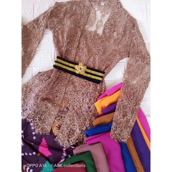 SALEE!!!SET kebaya brokat semifrance