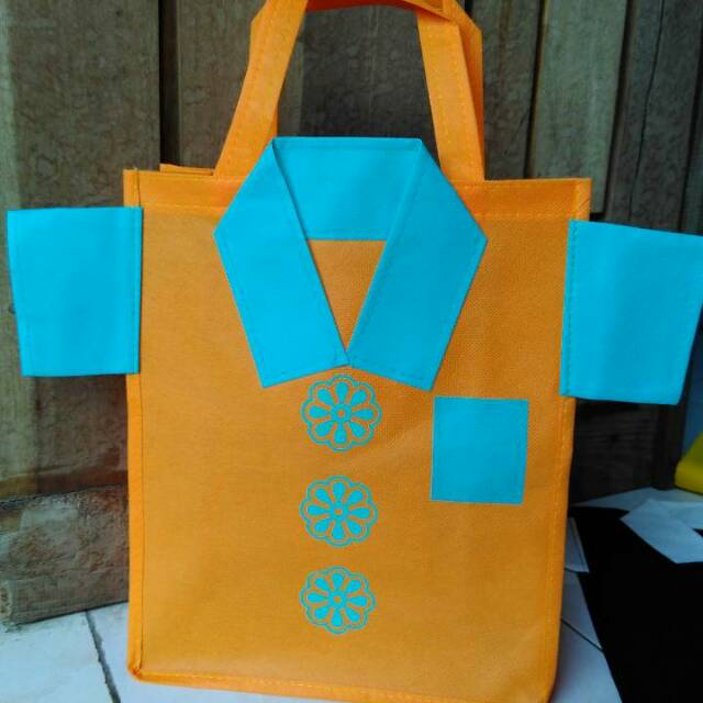 

TAS SOUVENIR ULTAH ANAK MODEL KEMEJA, BAJU WARANA ORANGE | BINGKISAN KADO ACARA UlTAH, MURAH | TK7