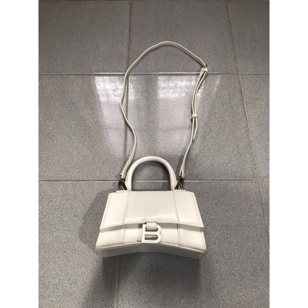 Preloved balenciaga hourglass small white calfskin