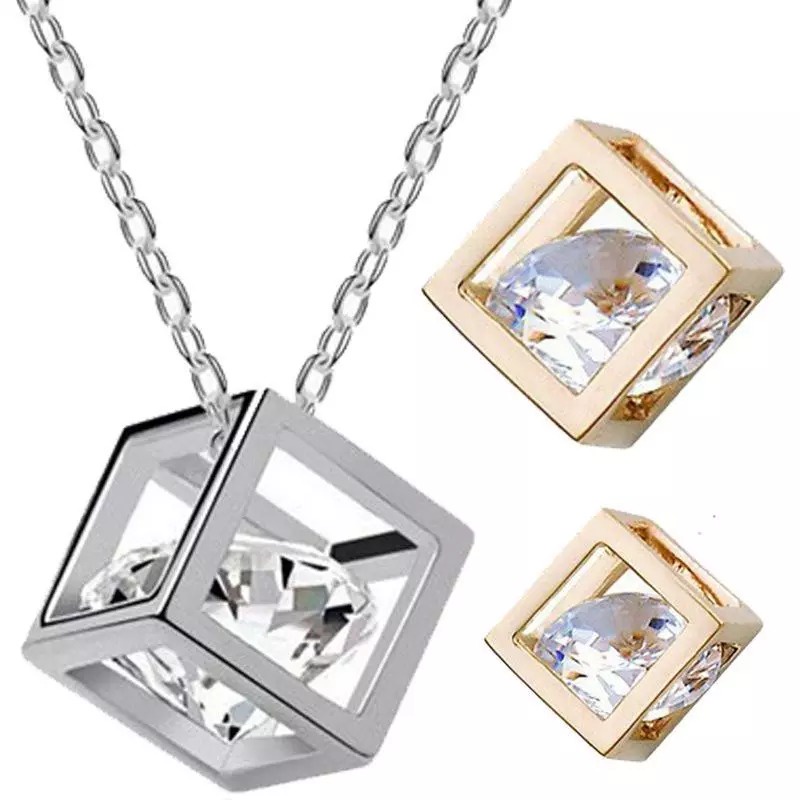 New Simple Zircon Kristal Kalung Persegi Transparant Berlian Imitasi Liontin Kalung Untuk Wanita Perhiasan Bijoux Collier Femme