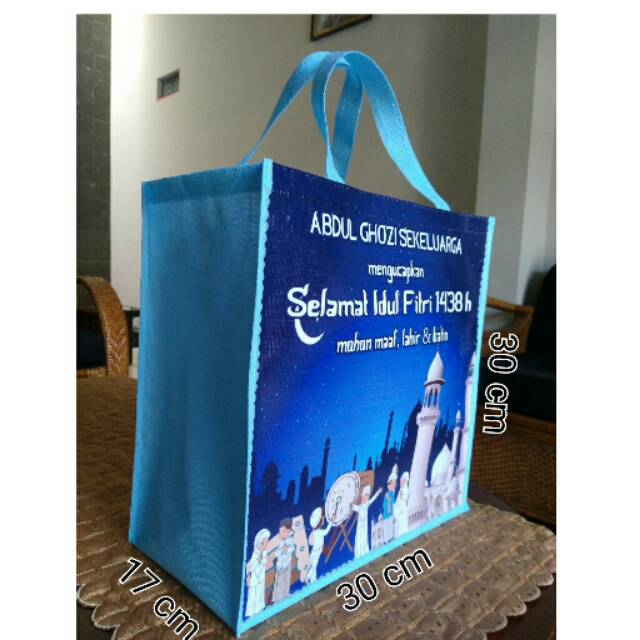 

Tas parcel lebaran