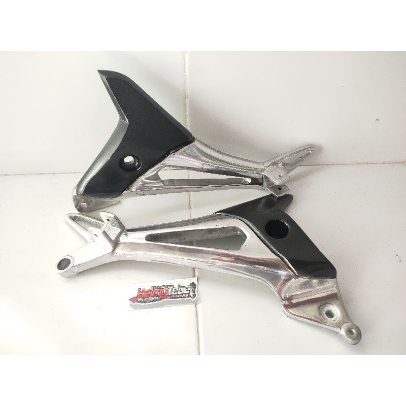 foot step footstep postep bostep supra125 supra x 125 bostep belakang supra x 125  postep supra125