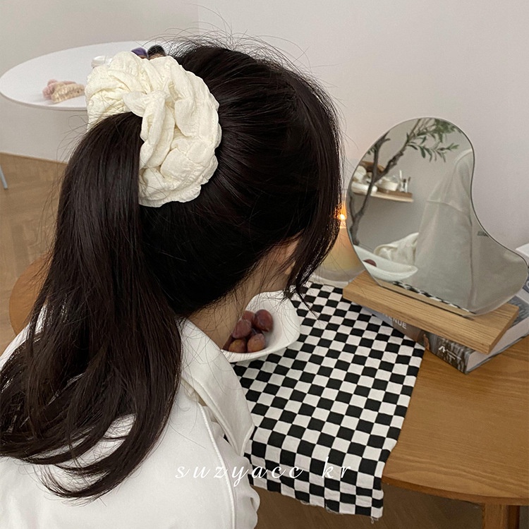 SCRUNCHIE PITA IKAT RAMBUT BESAR ELASTIS WANITA KOREA WARNA PUTIH COKLAT POLOS KAIN ELEGAN TEBAL / BIG SOFT SCRUNCHIES BIG RING ELEGANT HIGH END KOREAN STYLE THICK HAIR ELASTICS TIES ACCESSORIES ONE COLOR