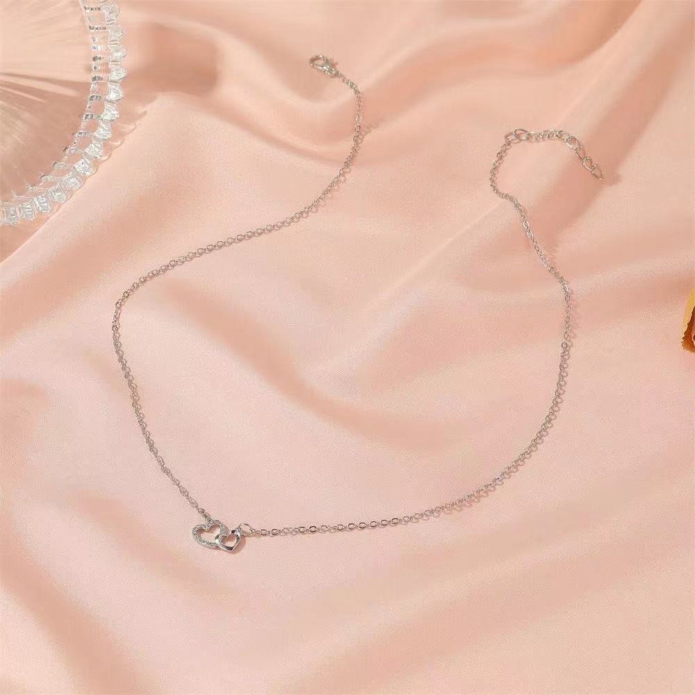 Kalung Liontin Hati Bahan Titanium Steel Warna Silver / Gold Untuk Wanita