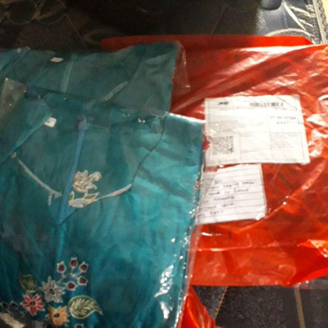 Dress Batik Couple Plus Anak Bunga Biru