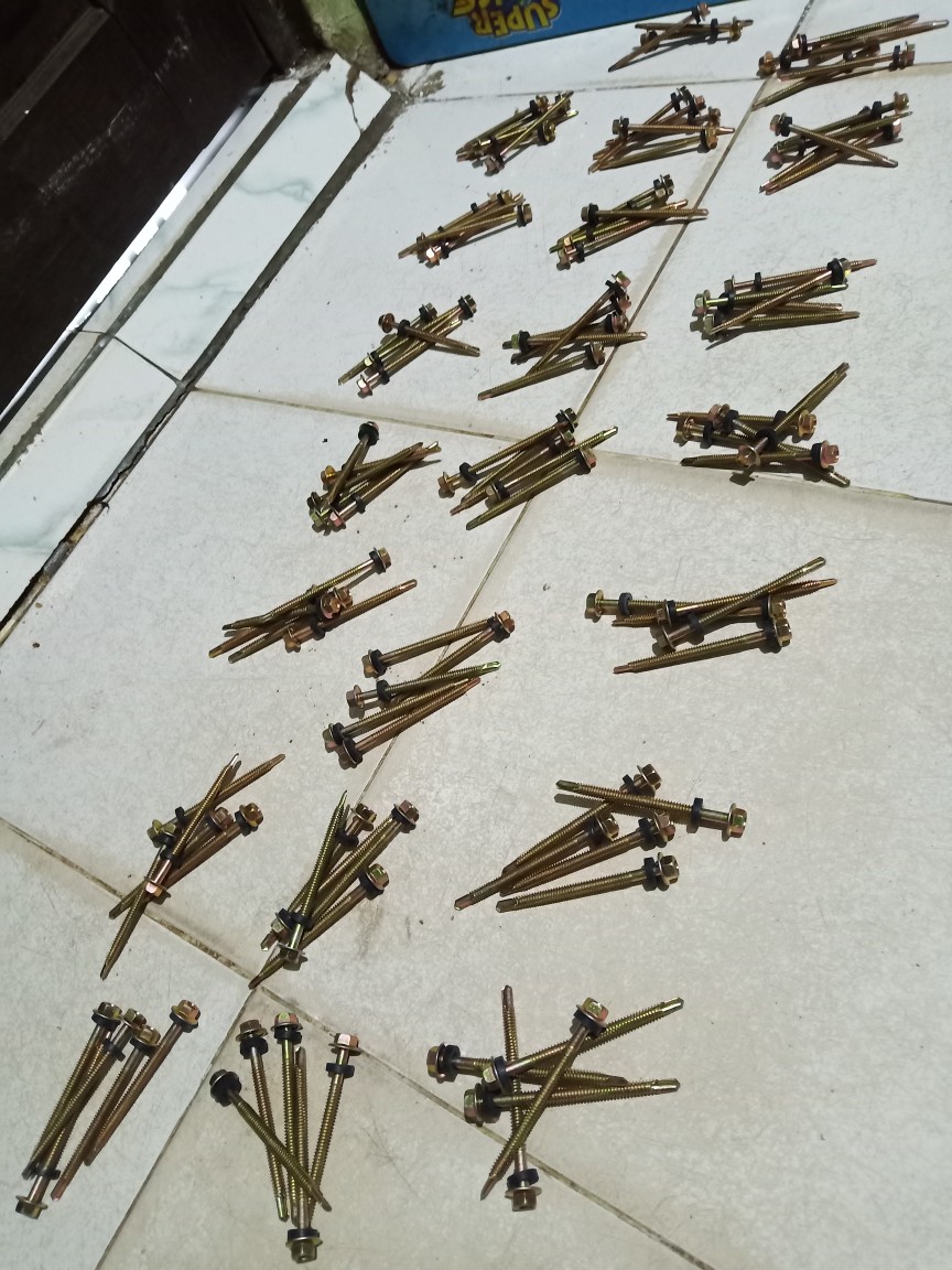 Baut Roofing 12 X 70 / Mata Baut Ruping Baja Ringan