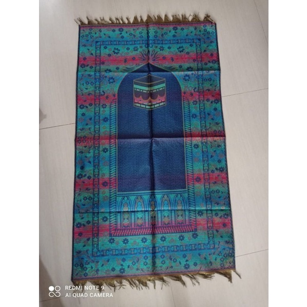 Sajadah Tipis AZWA BESAR 100 x 55 cm