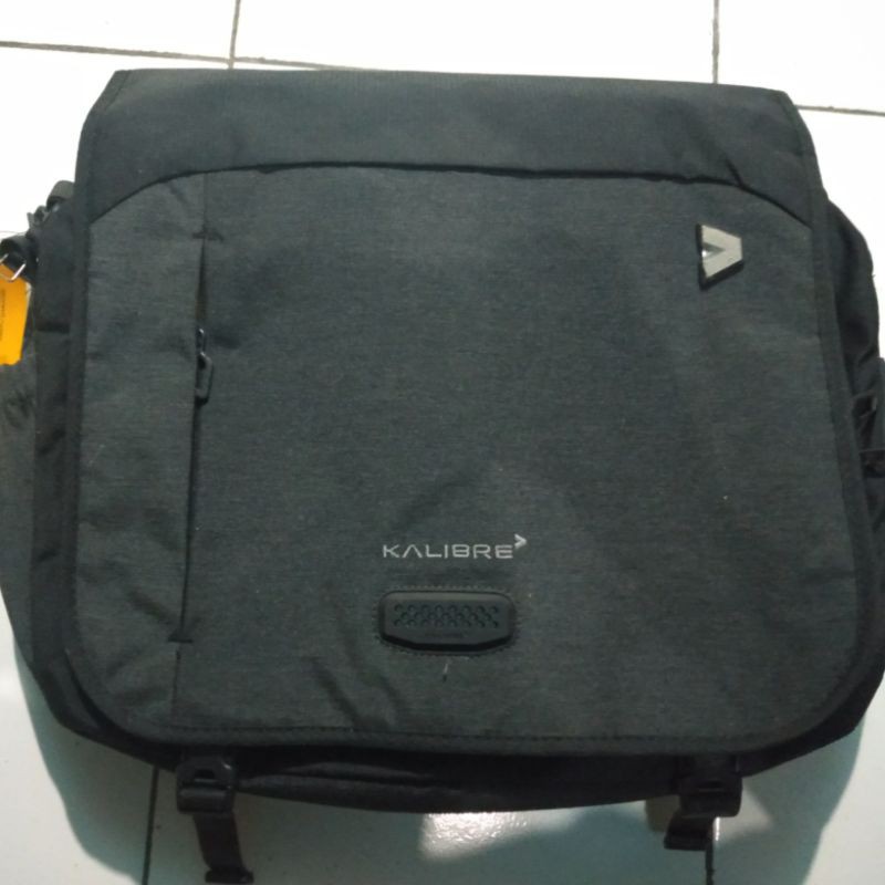 Travel Pouch Lenoxyon Kalibre