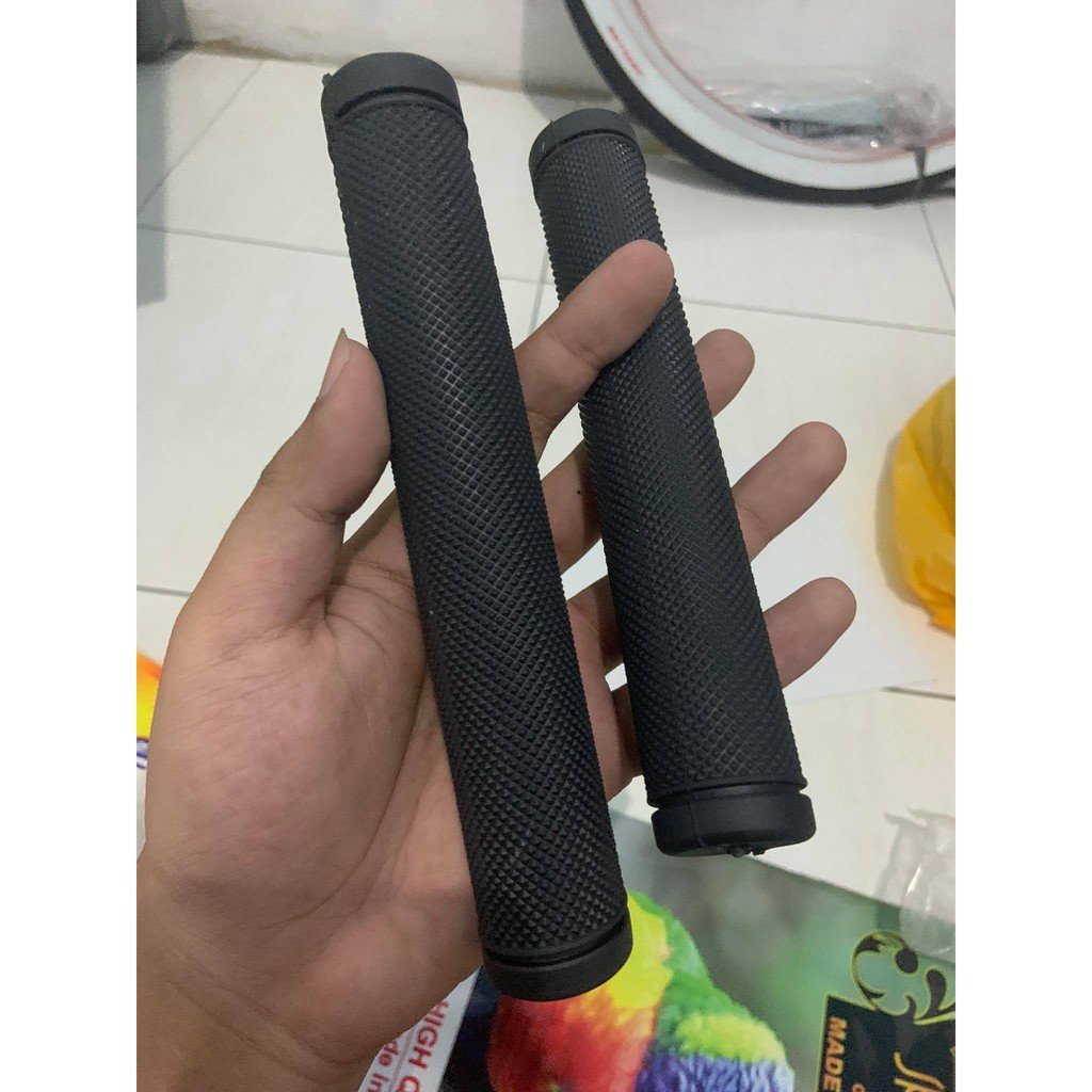 HAND GRIP FIXIE / HANDPAT FIXIE Handgrip Handfact Selop Setir Sepeda Fixie MTB