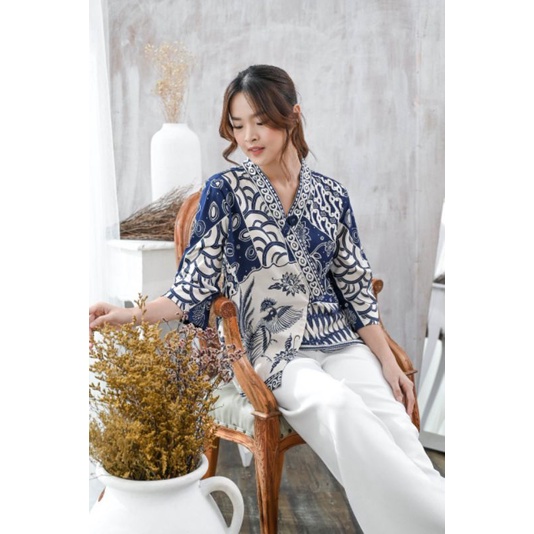 Atasan batik 262 HT / Blouse Batik Wanita Modern