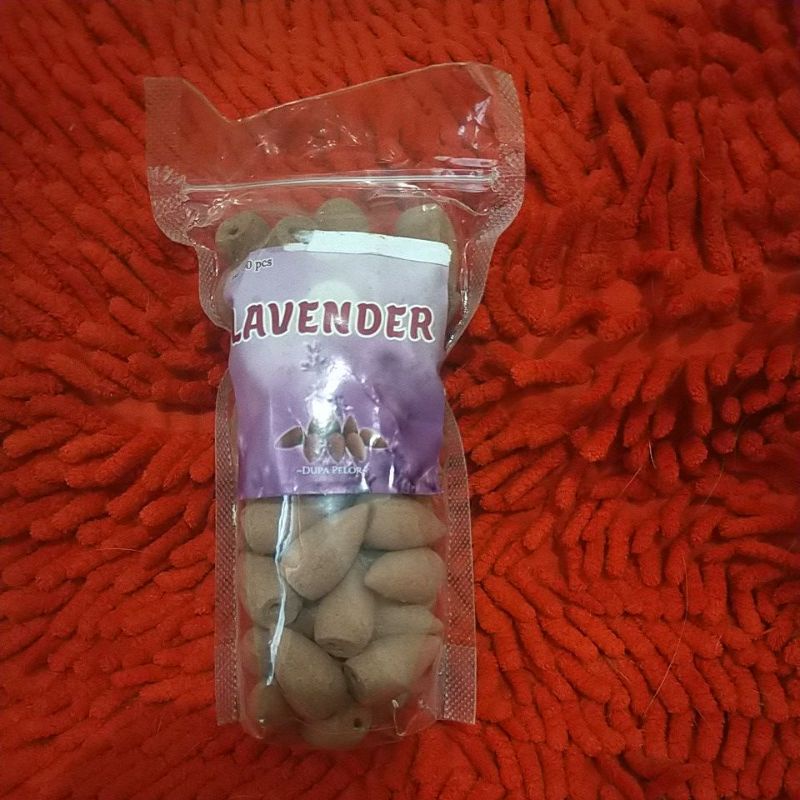 dupa kerucut lavender
