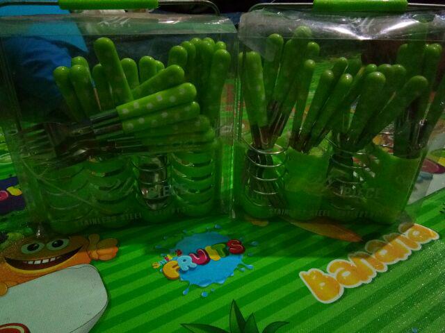 Sendok Polkadot Set  24 Pcs