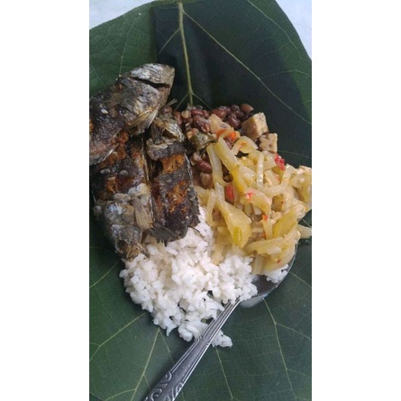 Ikan betik/betok goreng