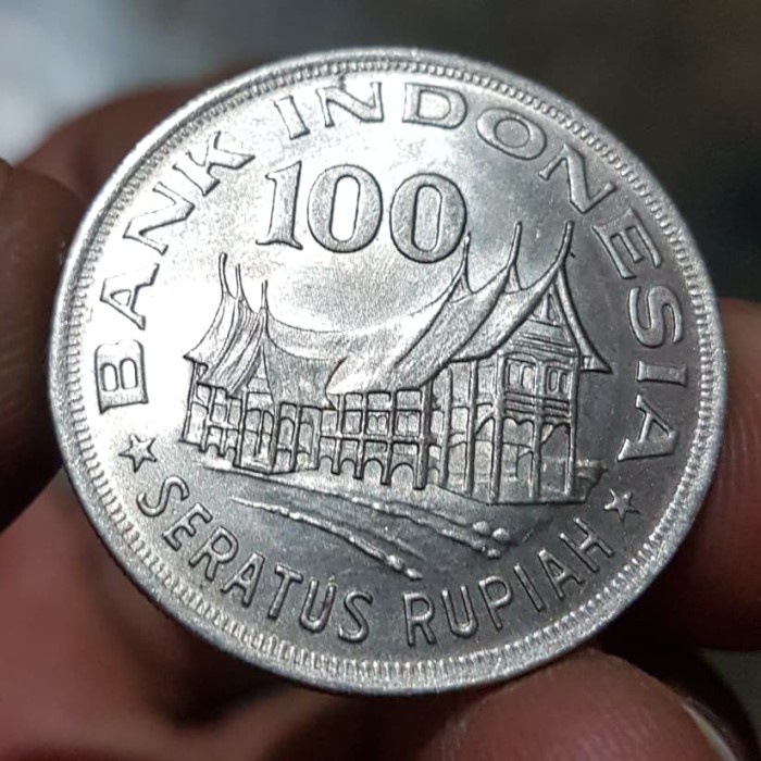 KUNO-UANG- KOIN MAHAR 100 RUPIAH WAYANG TH 1978 -UANG-KUNO.