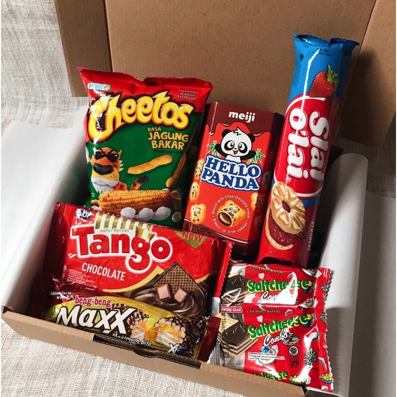 

[_DIKADOIN] Hampers Natal (BISA CUSTOM) Gift box / Kado wisuda ulang tahun / lucu / murah merah