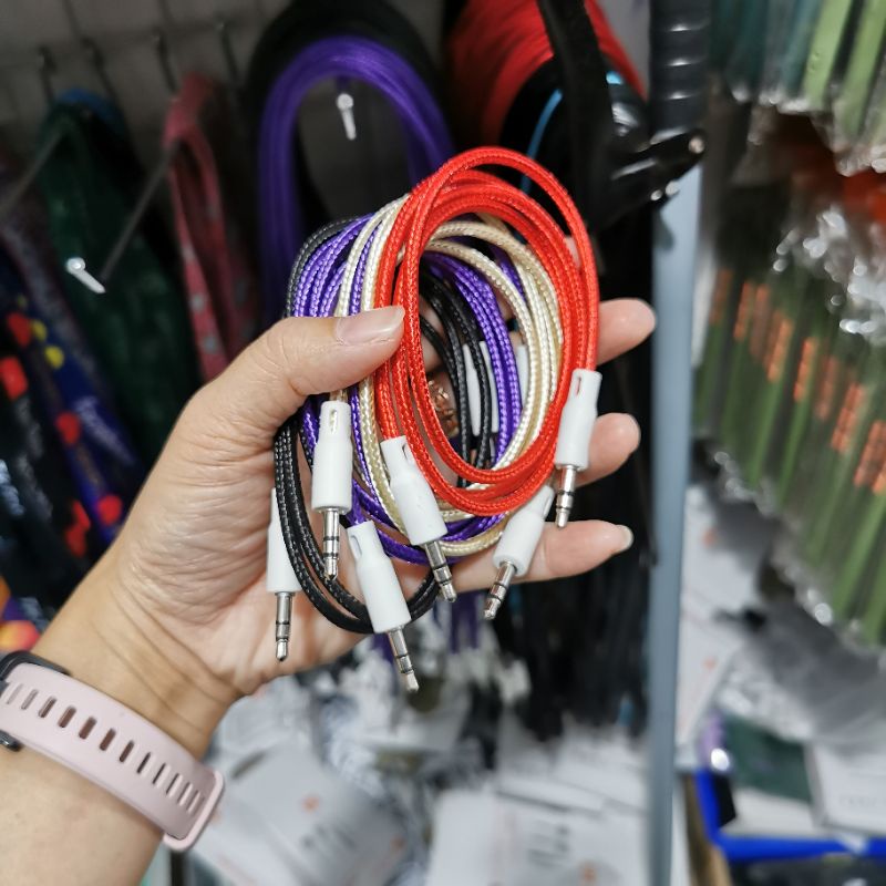 KABEL AUX 1 KE 1 / KABEL JACK AUDIO 1 KE 1 MODEL TALI SEPATU - PELANGI ACCESORIES 88