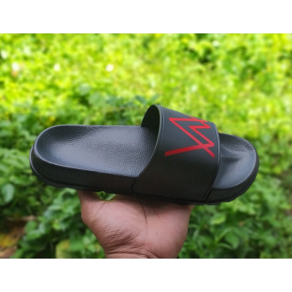 Sandal karet pria terbaik harga murah model slide warna hitam