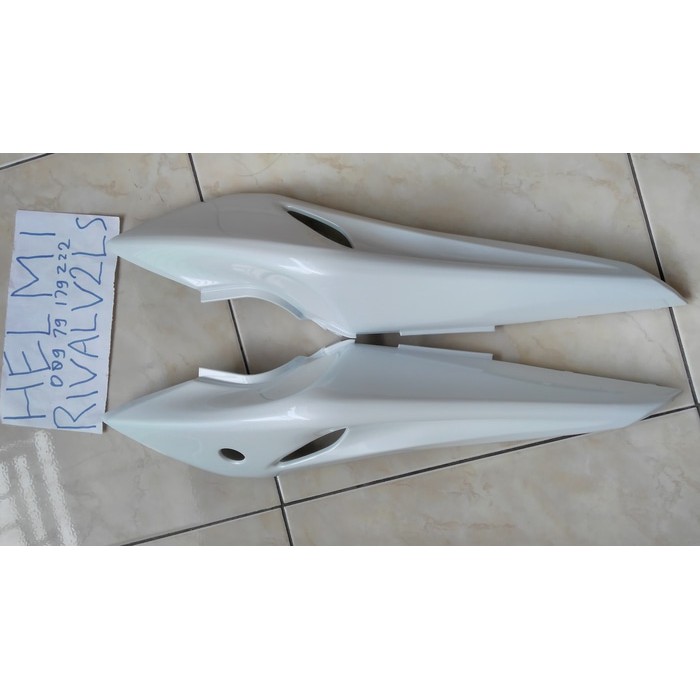 Sepasang Body Belakang Ninja RR New Putih - Bodi Belakang Ninja 150 RR New - Original Kawasaki Part