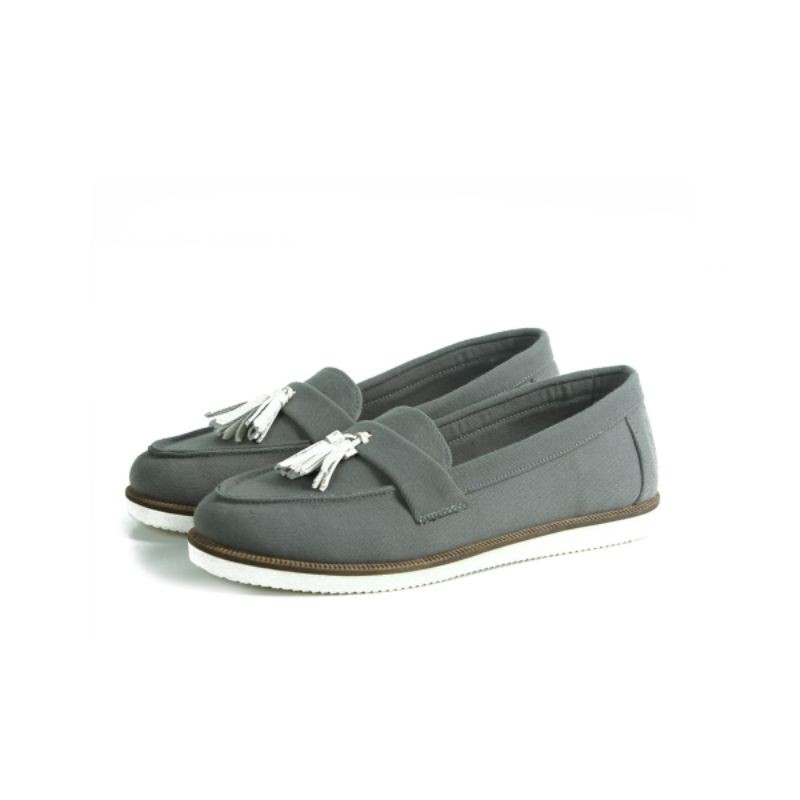 Preloved Kara Grey Canvas from amble.id