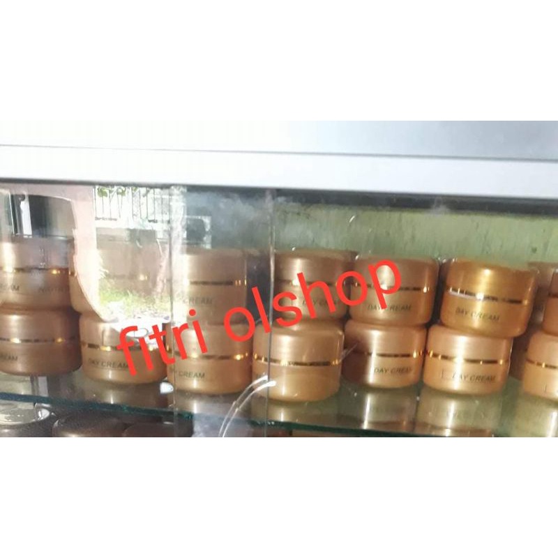 CREAM PEMUTIH NS GLOW/CREAM GLOWING SUPER PALING AMPUH 1000% /AMAN/KWALITAS TERJAMIN/REAL TESTI