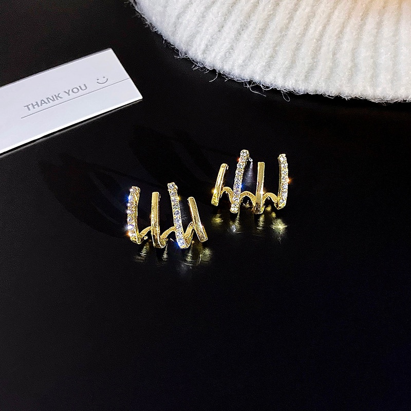 Anting Stud Kristal Multilayer Warna Emas Untuk Wanita