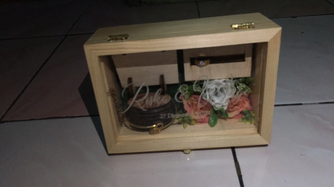 Wooden Ring Box / Kotak Cincin Kayu - Perhiasan