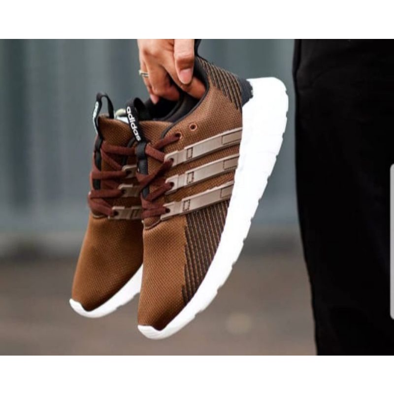 Adidas Questar Flow Brown White