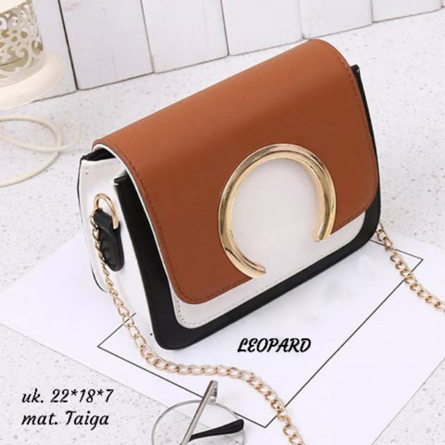 Promo tas slempang cewek wanita murah untuk hadiah korea keren warna hitam