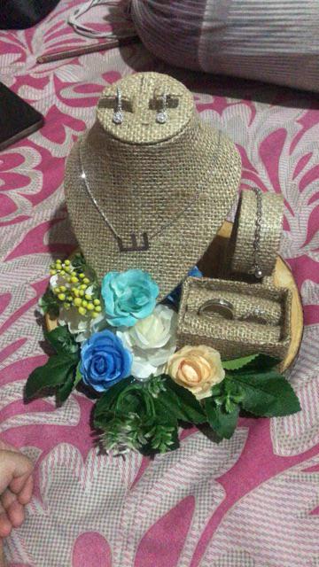 Tempat Perhiasan Kalung Gelang Cincin Goni Ring Bearer Seserahan